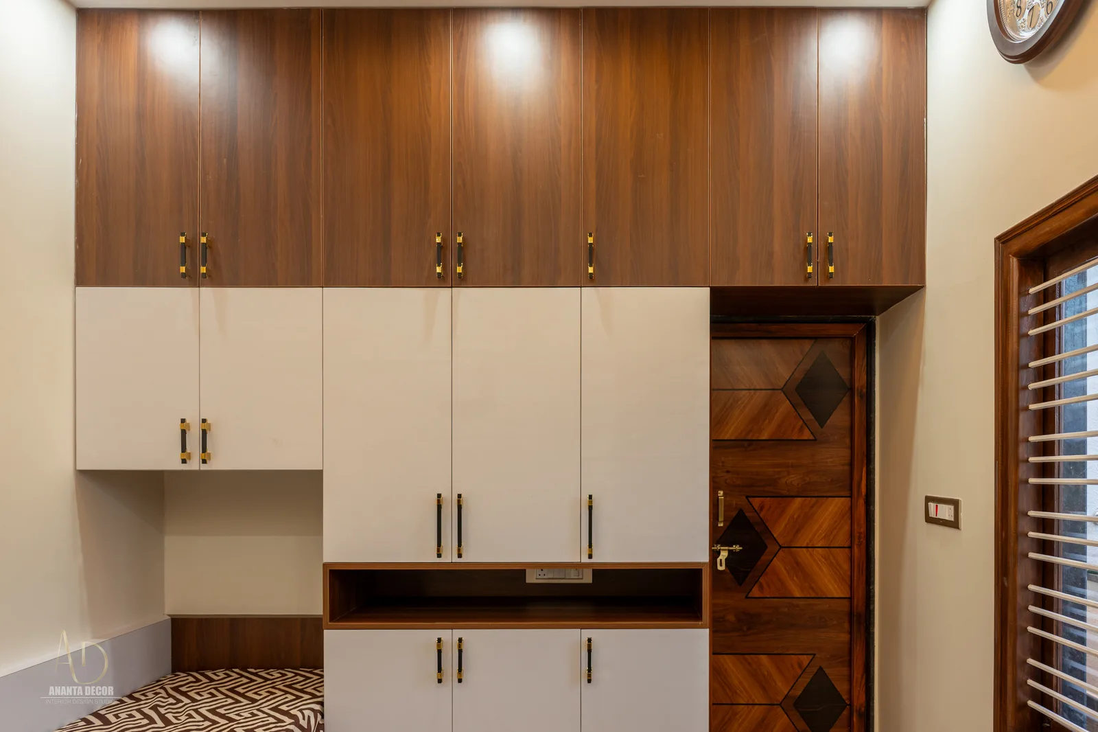 Living hall perspective with tray ceiling and floating TV console